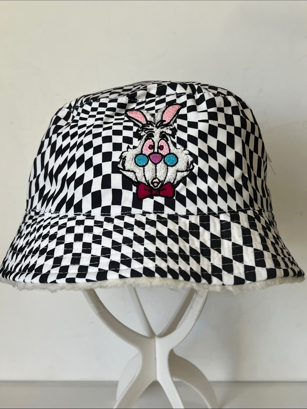 NWT Disney Parks Alice in Wonderland White Rabbit Checkered Bucket Adult Hat